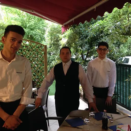 Hotel Giovanni Pascoli 3*