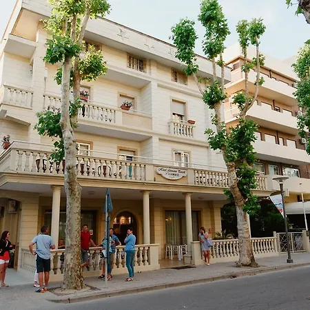 Hotel Giovanni Pascoli 3*