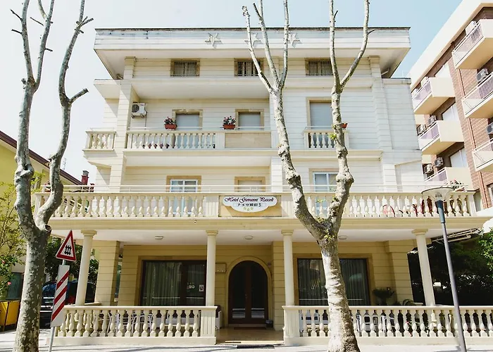 Giovanni Pascoli Hotel
